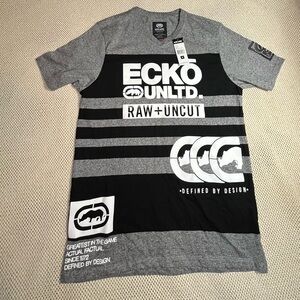Ecko UNLTD men t shirt size MEDIUM . NWT.